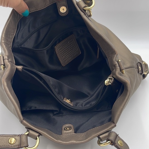 Coach Ashley NoE1261-F15513 Leather Bronze Carryall Shoulder Bag - Picture 9 of 13